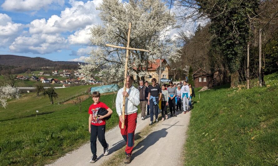 Nekaj utrinkov iz križevega potu 17.3.2024